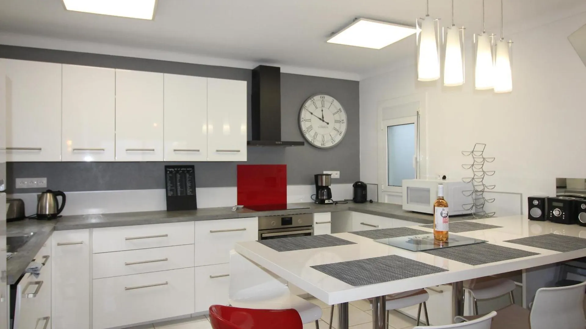Ametllers - Apartamento Renovado Y Totalmente Equipado, Situado En Un Tercero Sin Ascensor En La Zona De La Vila - Es-228-193 Llançà Appartement