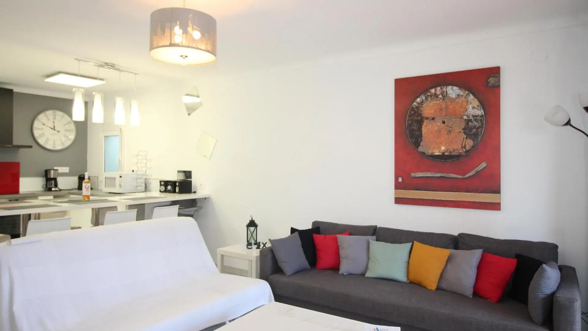 Appartement Ametllers - Apartamento Renovado Y Totalmente Equipado, Situado En Un Tercero Sin Ascensor En La Zona De La Vila - Es-228-193 Llançà